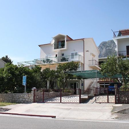 Apartments And Rooms With Parking Space Gradac, Makarska - 6819 Gradac  Exterior photo