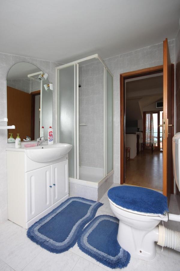 Apartments And Rooms With Parking Space Gradac, Makarska - 6819 Gradac  Exterior photo
